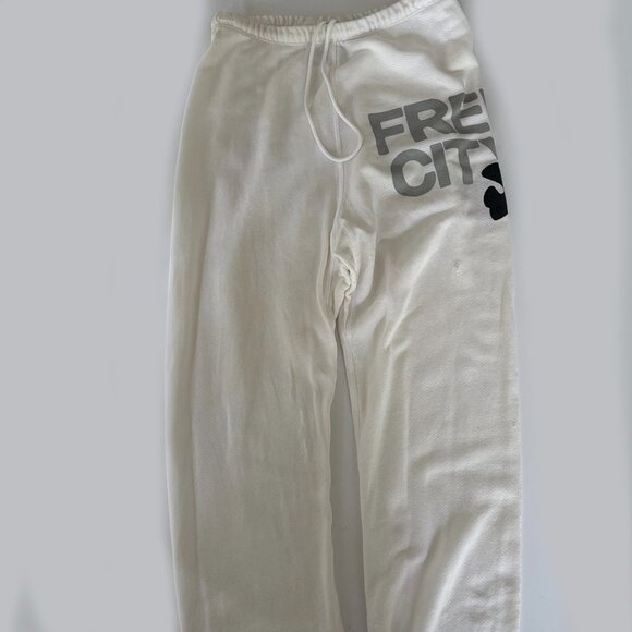 Freecity White French Lightweight Terry Joggers_Size S - Picture 9 of 10